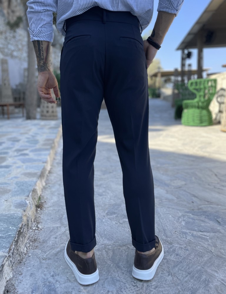 Ανδρικό μπλε υφασμάτινο παντελόνι με πιέτες και φάσα στην μέση FCL00395N φωτογραφία